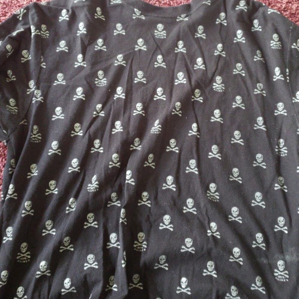 Avirex t shirt